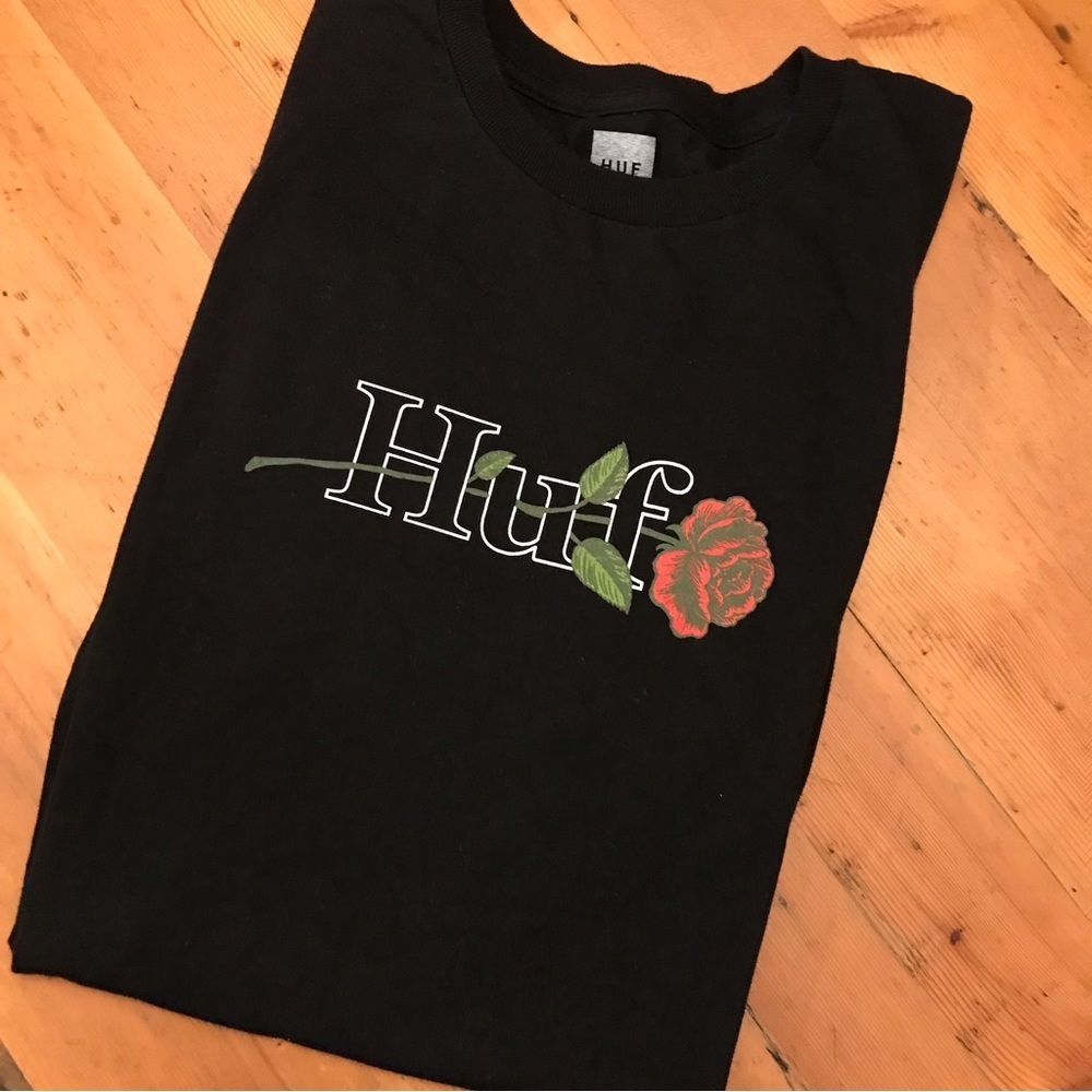 👟Huf Logo with Rose Tee